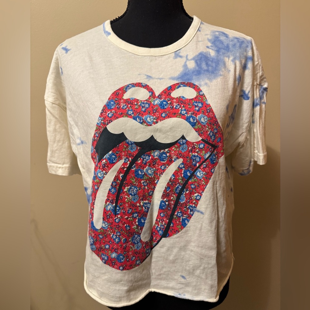 The Rolling Stones Cream Tee with Red and Blue Tongue Graphic - Picture 1 of 4